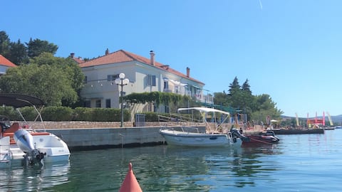 Successful Airbnb property: Group & Family Accommodation, Sleeps 13 people in Općina Jasenice