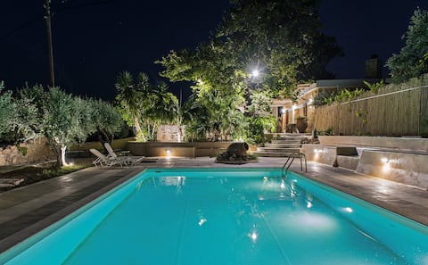 Metohi Villa Traditional Wood-Stone Private Villa