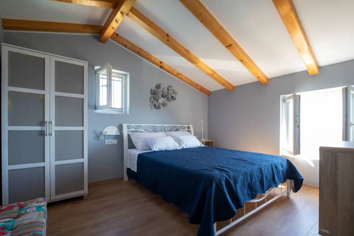 غرفة النوم 1