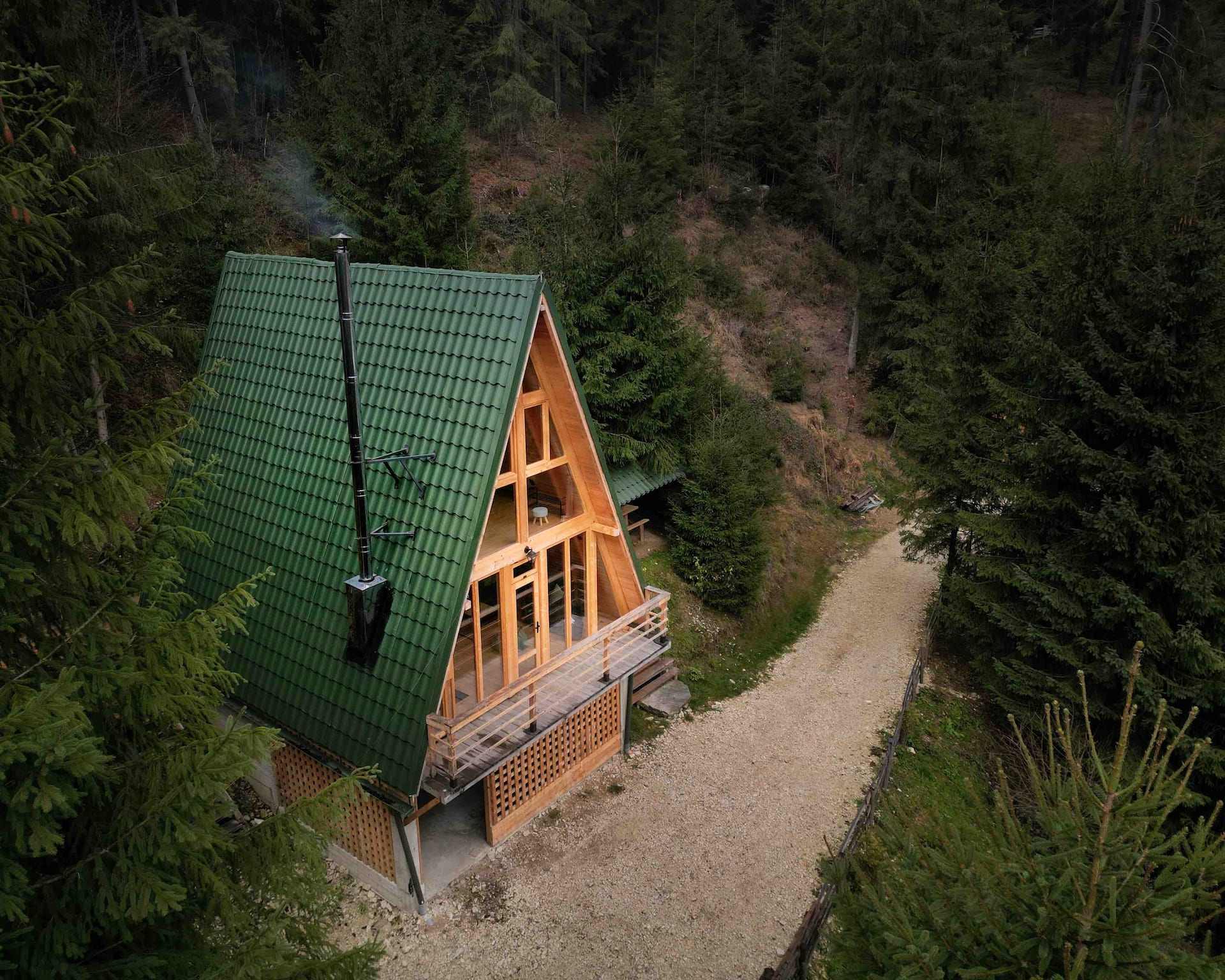 A-frame in Apuseni. Cabana De La Munte.