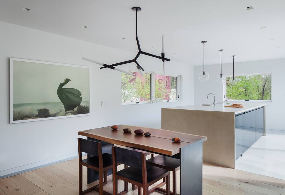Kitchen and dining area