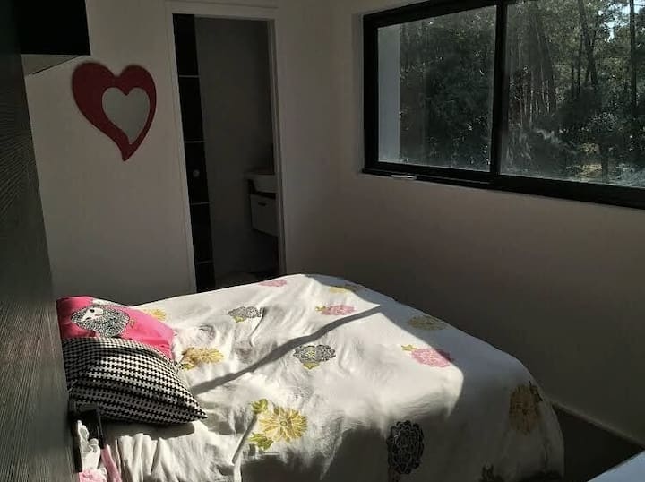 1 ห้องนอน 2 ห้องน้ำ