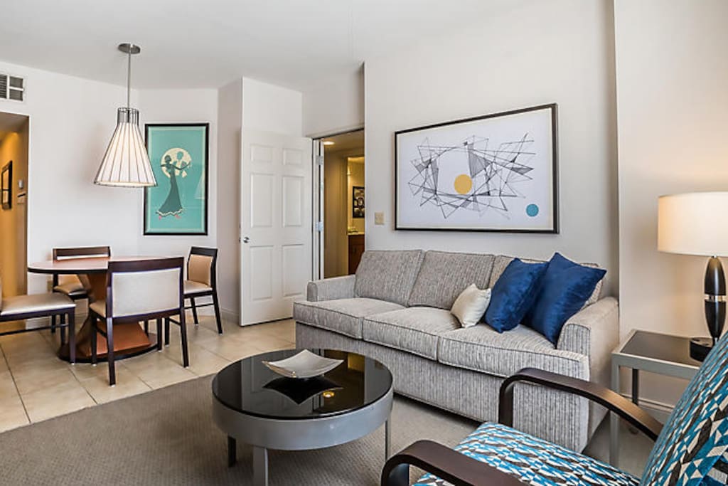 1 Bedroom Deluxe Living Area