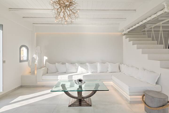 On the Rocks Antiparos gallery image 4