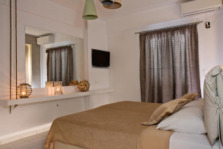 Deluxe Studio With Sea View