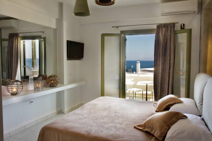 Deluxe Studio With Sea View