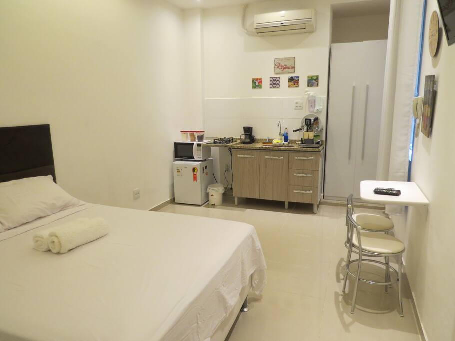 Apartamento completo e todo equipado!
***
Fully equiped studio!