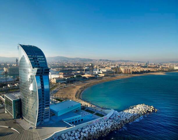 LITTLE ROOM "DIAGONAL MAR" (CCIB) and BEACH