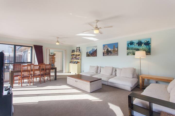 Beach house by a beautiful beach. gallery image 4