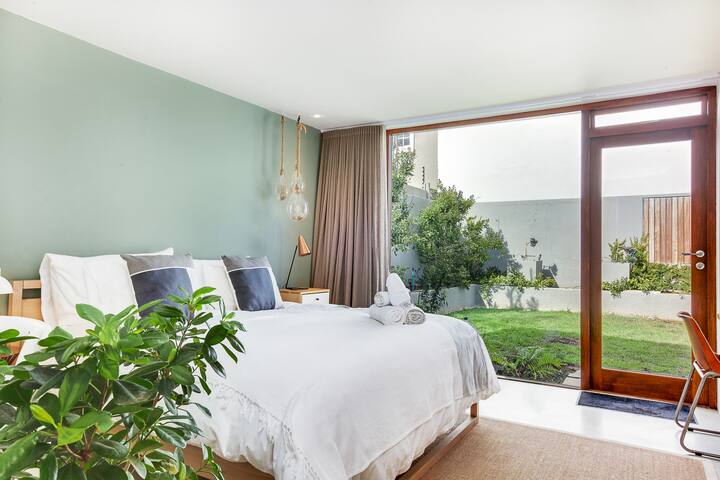 Cheviot Green Point Villa & Pool gallery image 5