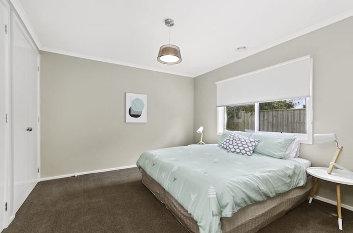 חדר שינה 2 - מיטת קינג