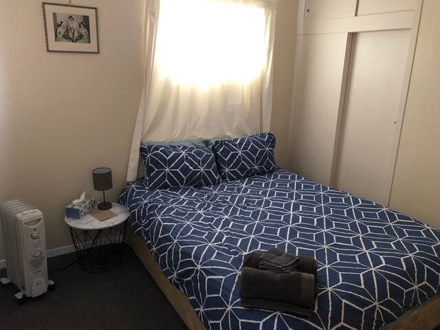 Mackenzie Cottage-Ruataniwha Room