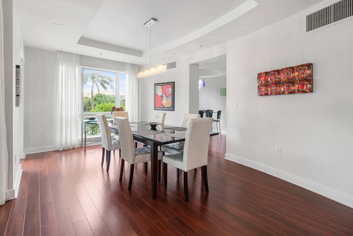 BEST BEACH LOCATION BEST AMENITIES Private Luxury gallery image 4