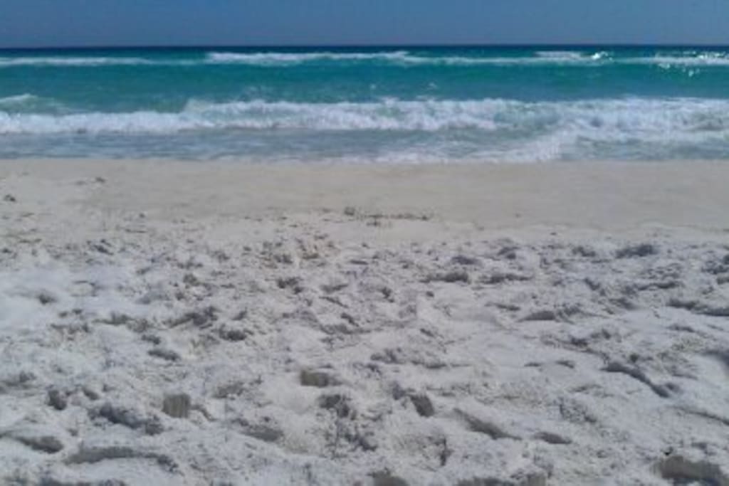 Beautiful white sugar fine sand of Navarre Beach