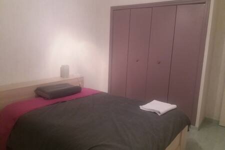 Chambre dans maison individuelle CEZEAUX