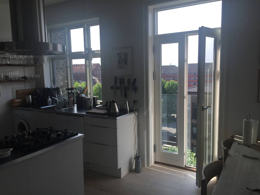 From livingroom: Kitchen and balcony 2