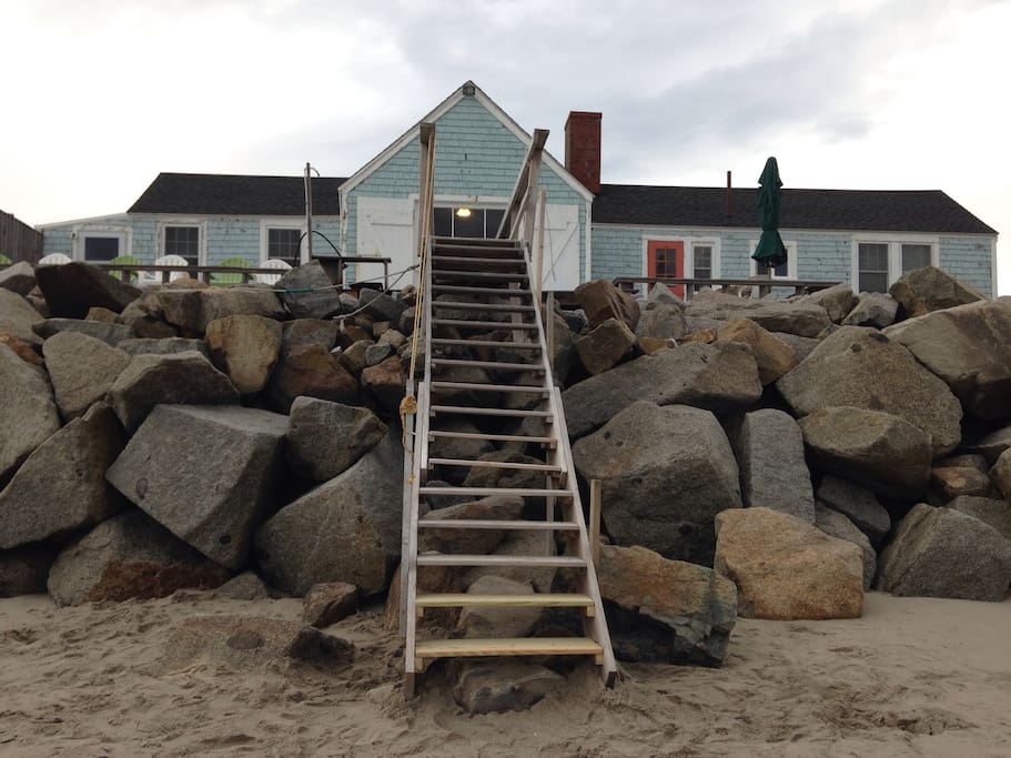 Private Beach with Rustic Cotttage Houses for Rent in Biddeford