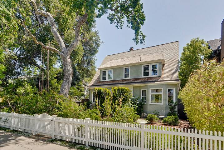 Craftsman, Palo Alto 4-5 bedrooms, 3.5 baths gallery image 3