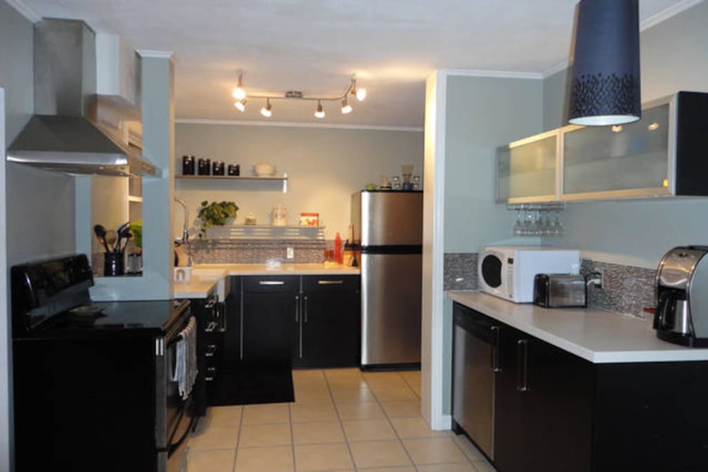 Shared kitchen, fully equipped