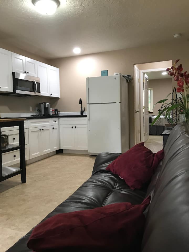 Updated Private Suite Near Nike and Intel Guest suites for Rent in