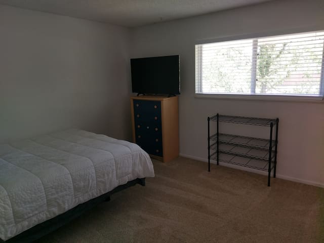 Clean, Spacious and Conveniently Located