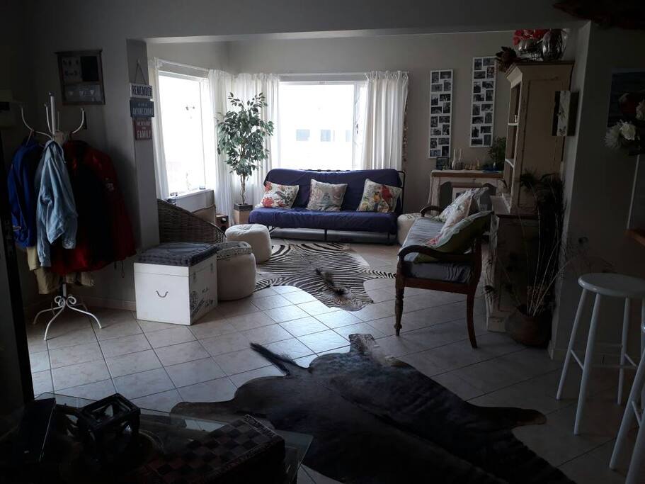 Livingroom with bedsofa