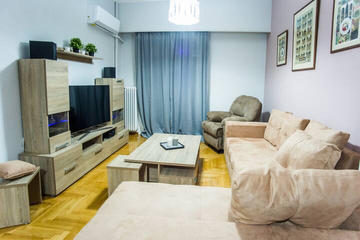 Greek hospitality in Athens gallery image 4