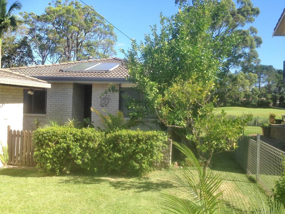 Waratah Cottage