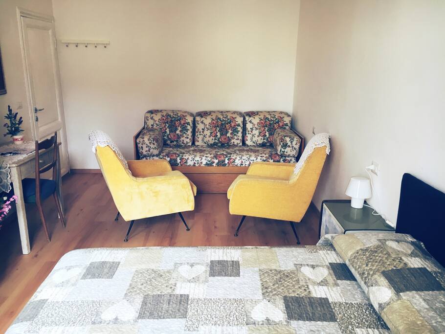 Camera / Your room