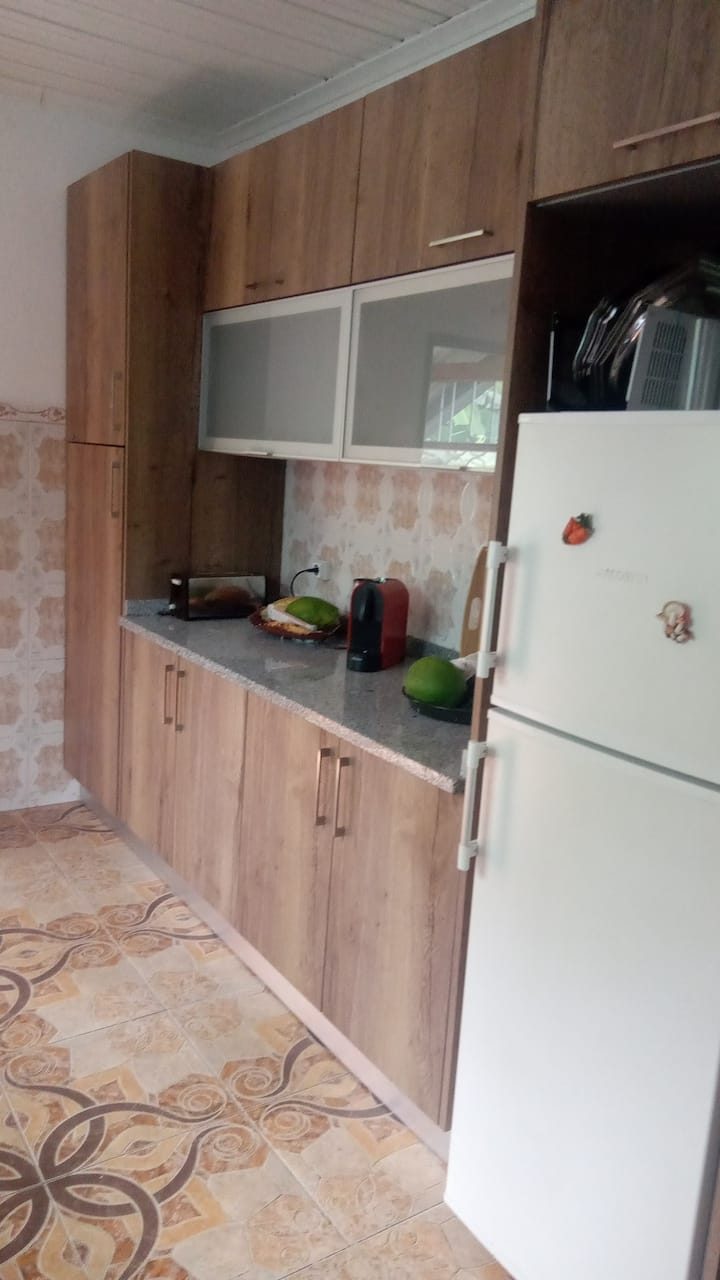 Casa Marinheiro, Com Piscina, 20 Minutos Da Cidade - São Tomé e Príncipe