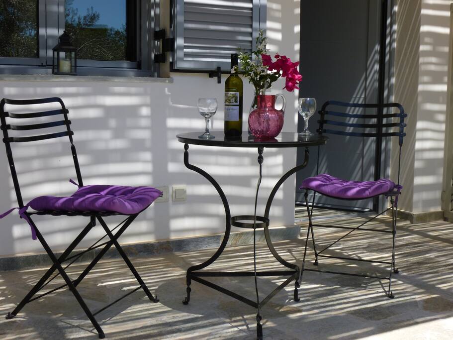 The terrace of each studio