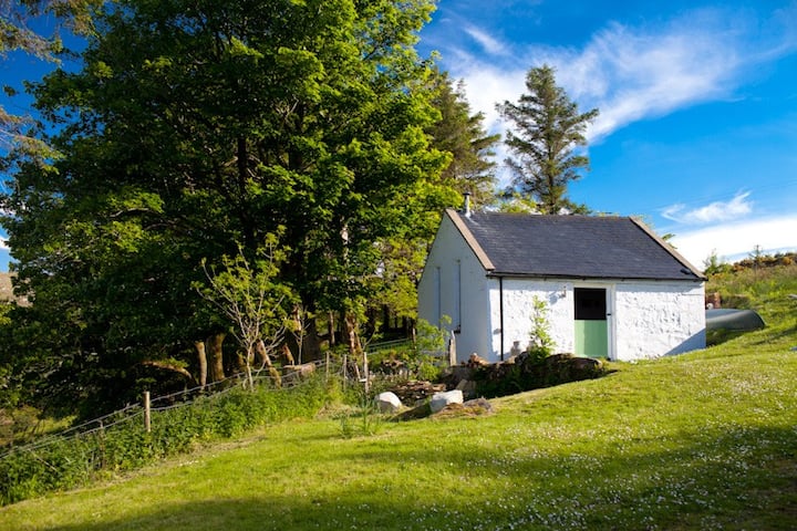 Cosy Converted Cowshed near Glenveagh National Pk