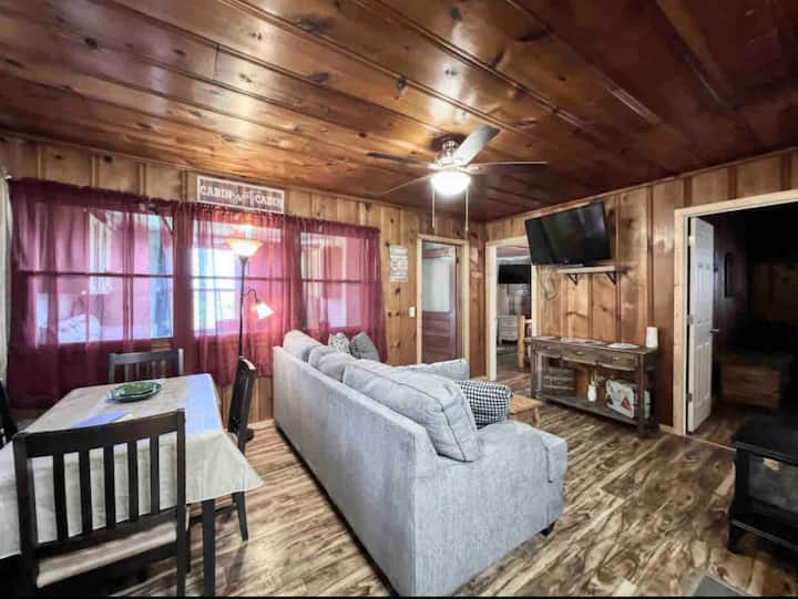 The Roost Cabins At Lake Norfork - Mountain Home, AR
