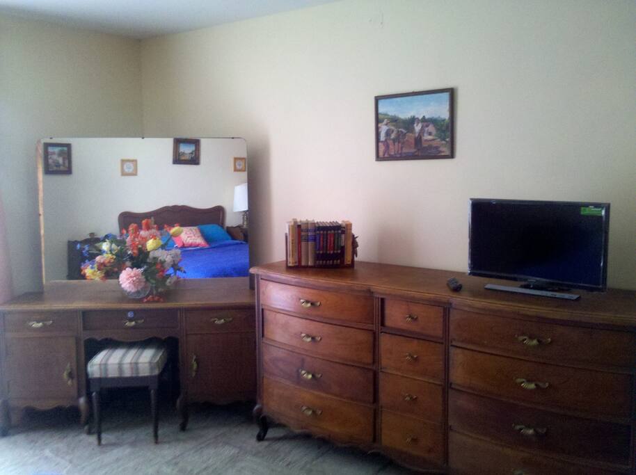 T.V con cable.
