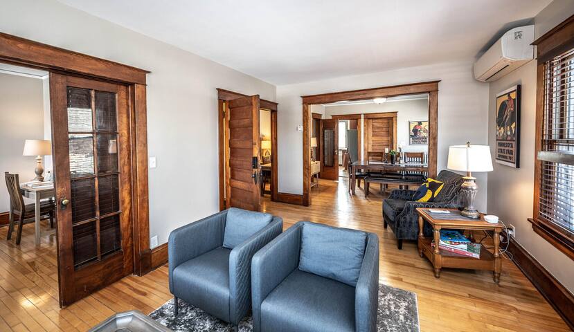 Charming Parkview 4BR 2BA StateFair Fenced Yard gallery image 5