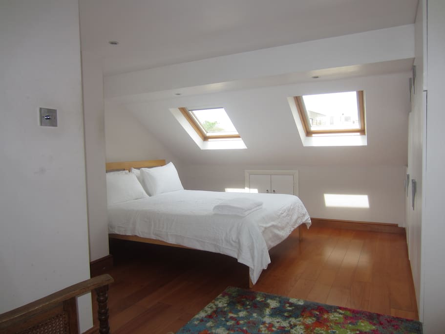 Private bedroom