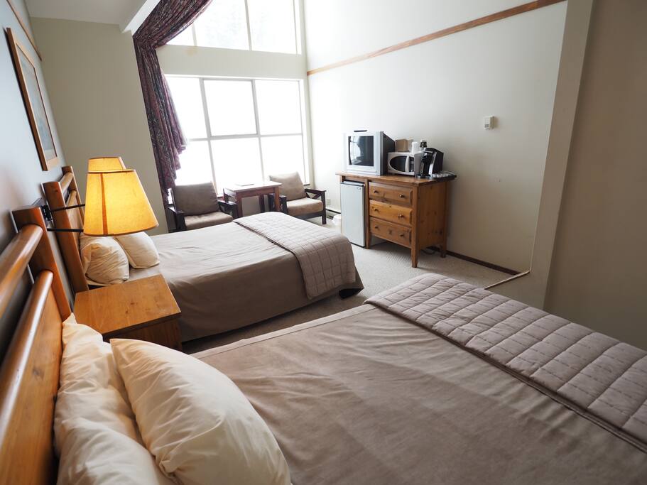 Queen beds