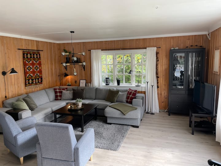 Flott Hytte Langs Glomma Med Badstue - Norge