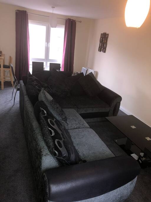 Open Plan Lounge and Dining Area with TV and Wifi