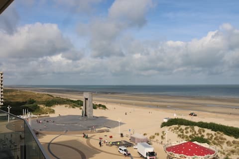 Babord La Panne Appt Digue vue mer 2ch 5 p  Garage