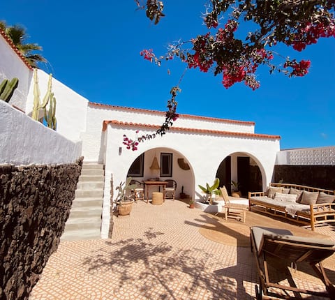 Top performing Airbnb: Finca Palmeras in La Pared (Palm Trees Farm) in Pájara