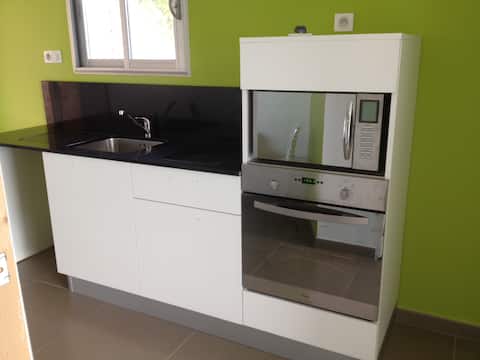Popular Airbnb listing: Studio with magnificent sea views in Porto Vecchio