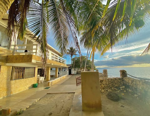 Oceanfront House with Private Pool