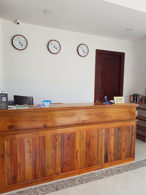 Lobby Reception