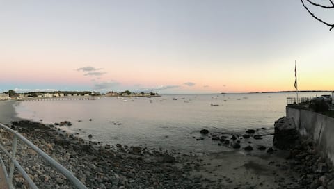Swampscott Oceanside Apartment
