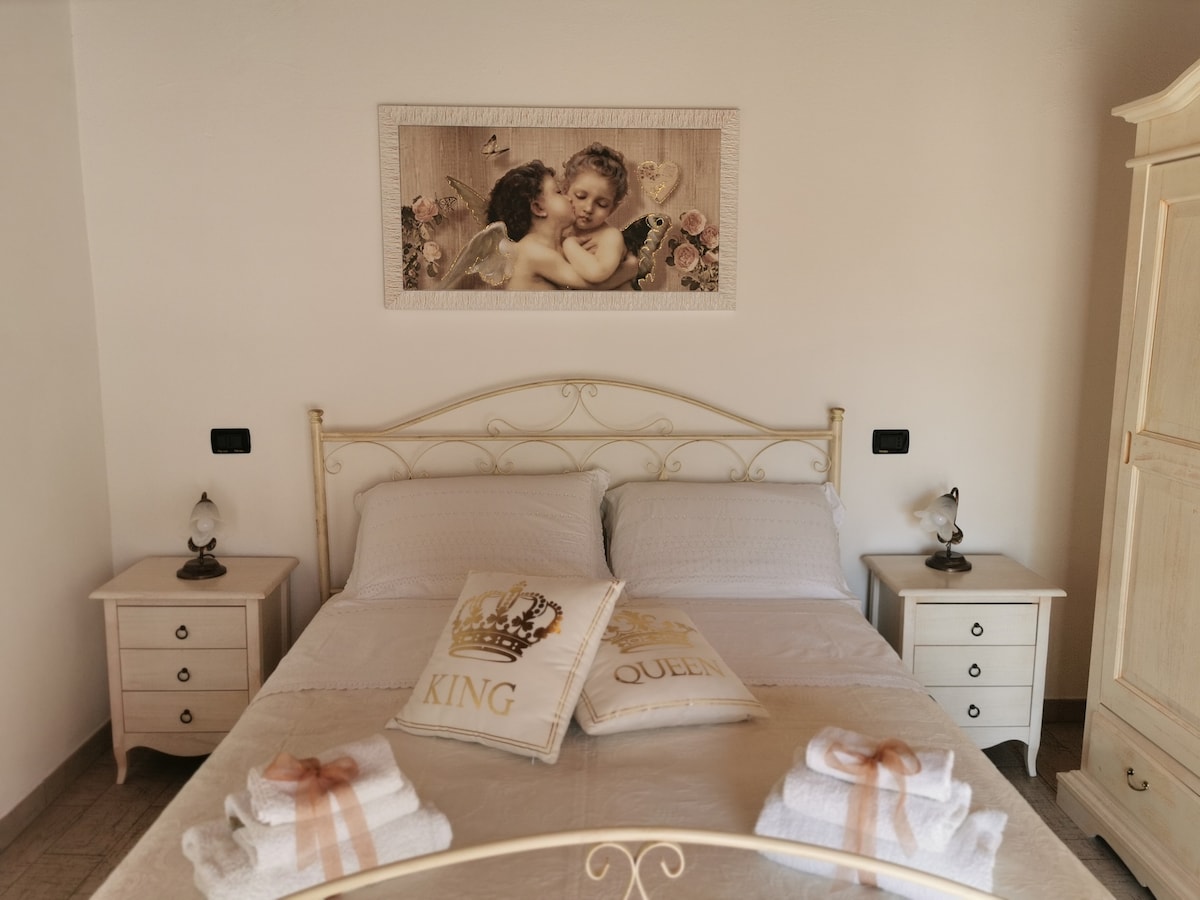 Top performing Airbnb: "CASA CHIARA" Apartment (#BA07203091000000408#) in Monopoli