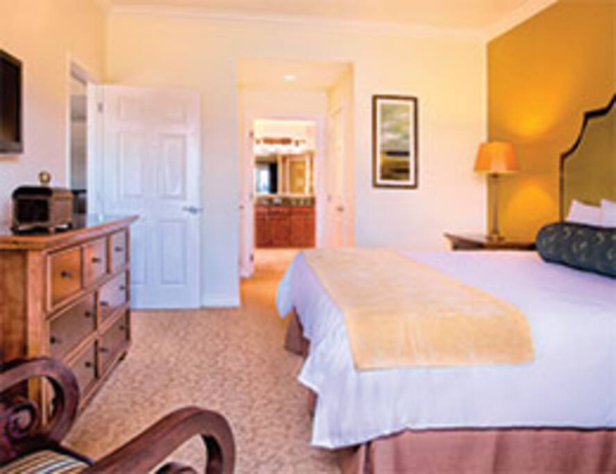 Master Bedroom with King Size Bed