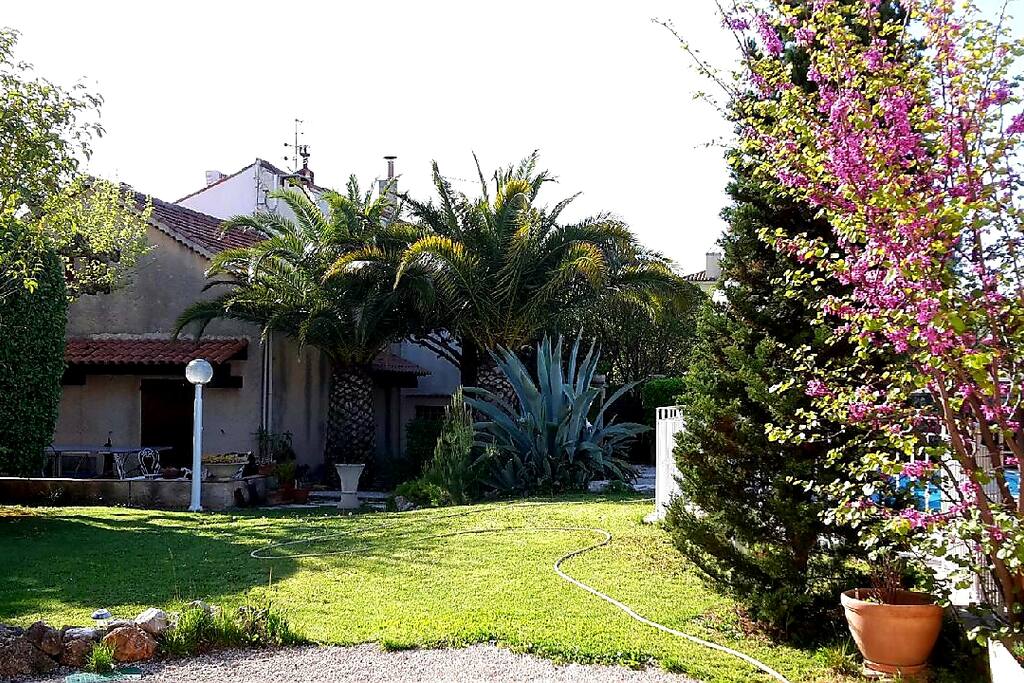 Grand espace de Jardin
