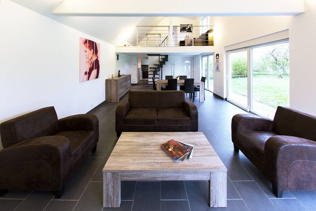 Espace de vie baigné de lumière