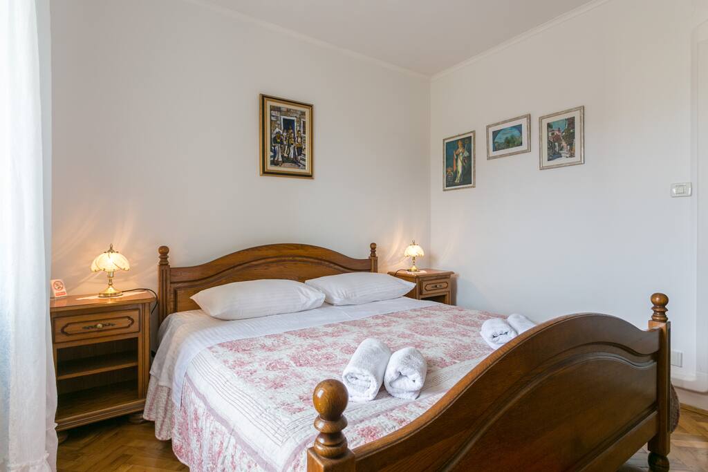 Bedroom no.1